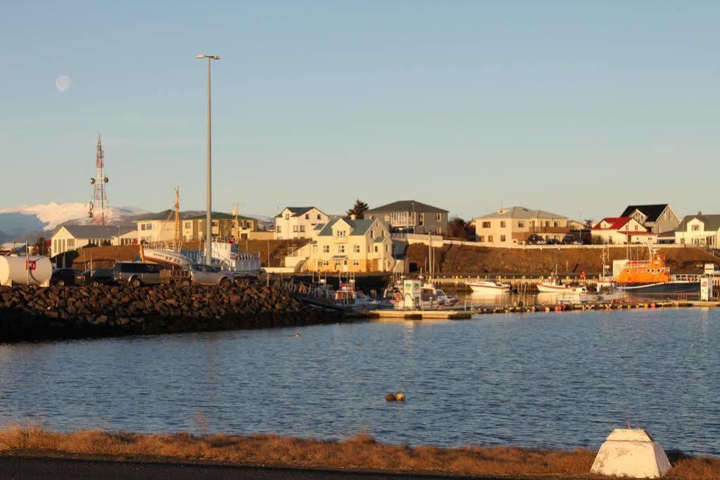 Hvammur Apartments By The Harbour Hofn Bagian luar foto